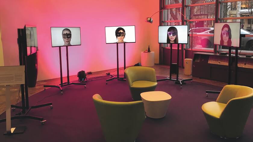 Mediengruppe Bitnik: Aschley Madison Angel at Work 2016.