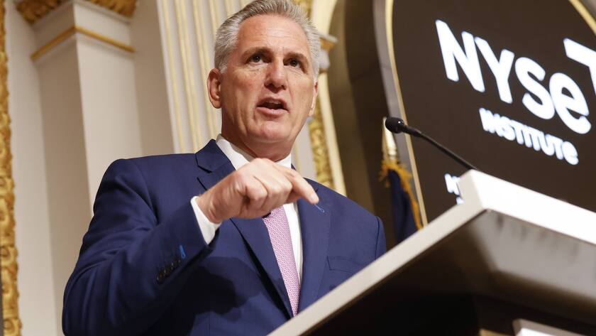 Speaker of the House Kevin McCarthy delivers a speech on the economy at the New York Stock Exchange on Wall Street in New York City on Monday, April 17, 2023.. PUBLICATIONxINxGERxSUIxAUTxHUNxONLY NYP20230417156 JohnxAngelillo