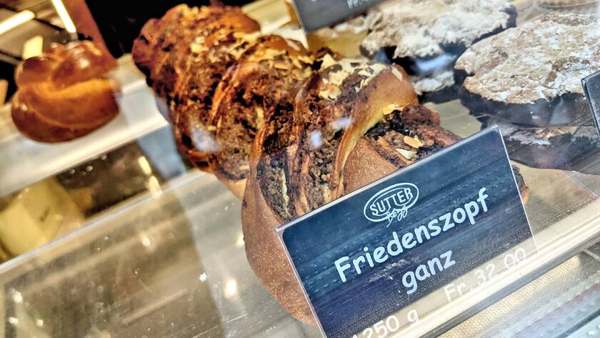 Frieden statt Russland: Die Bäckerei Sutter in Basel hat den Russenzopf umgetauft