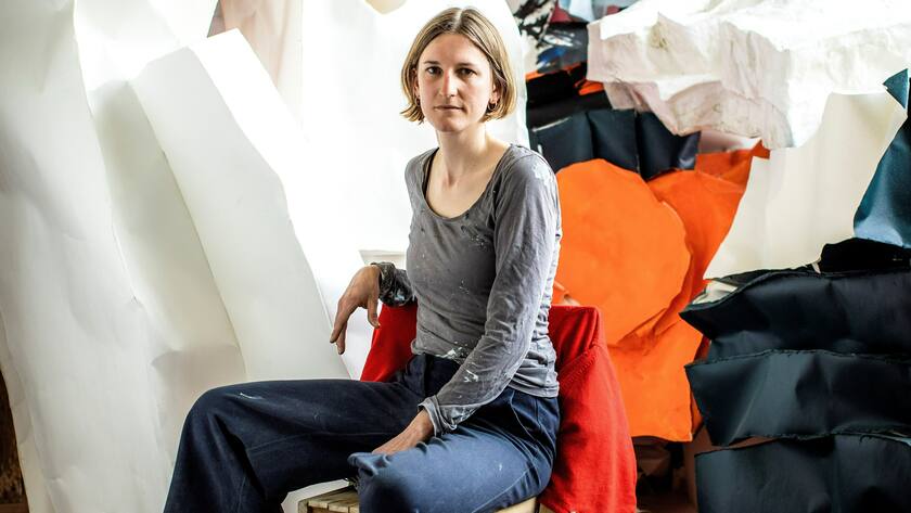 artist Simone Holligerphotos march 2022