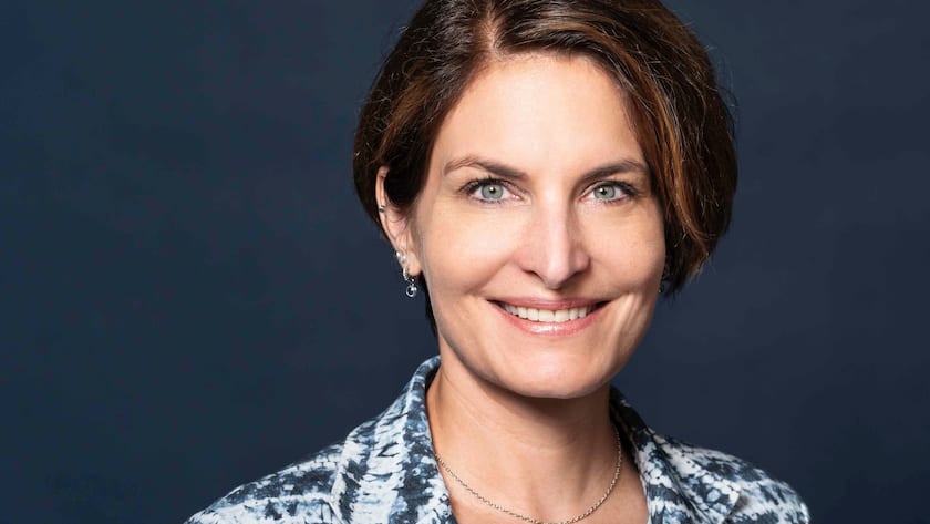 „Menschen und Themen weiter bringen ist meine Passion“: Saskia Schenker, Direktorin des Krankenversichererverbands prio.swiss. (