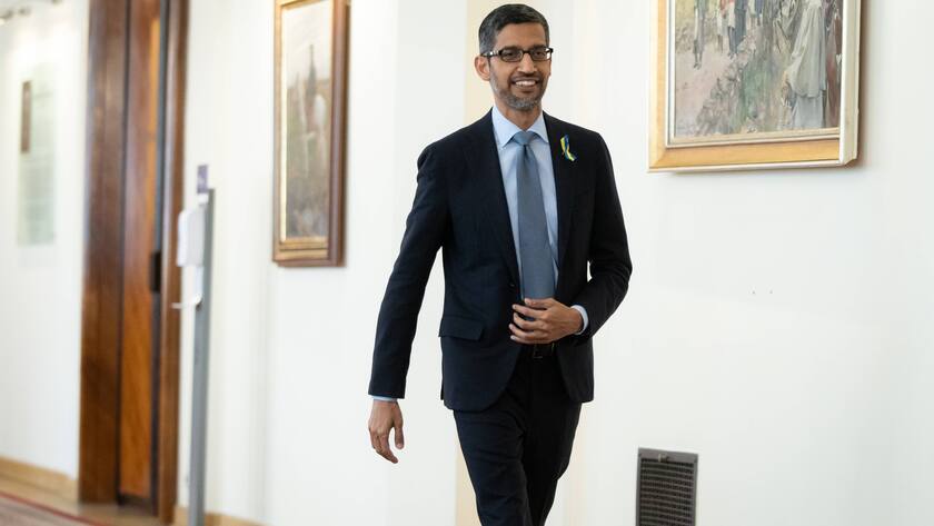 Google CEO Sundar Pichai Visit Poland CEO of Alphabet and Google Sundar Pichai meets Polish Prime Minister at the Chancellery in Warsaw, Poland on March 29, 2022 Warsaw Mazovia Poland PUBLICATIONxNOTxINxFRA Copyright: xMateuszxWlodarczykx originalFilename: wlodarczyk-googlece220329_np11B.jpg