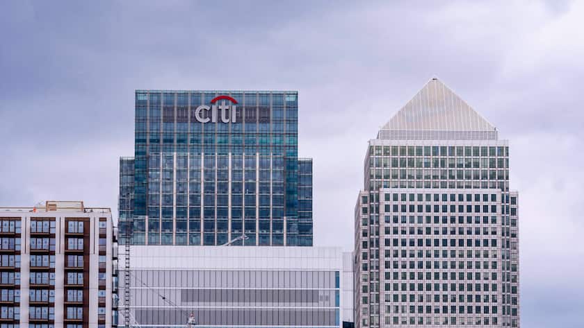 August 24, 2020, London, United Kingdom: A top view of the Citigroup and the Canada Square buildings at Canary Wharf business, financial and shopping district of London. London United Kingdom - ZUMAs197 20200824_zaa_s197_174 Copyright: xDavexRushenx