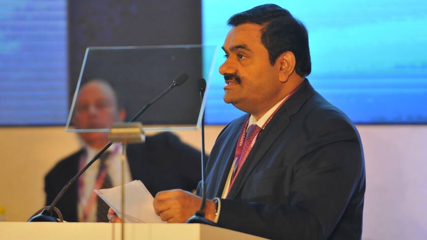 Gautam Adani steht nach Betrugsvorwürfen eines US-Hedgefonds mit dem Rücken zur Wand.