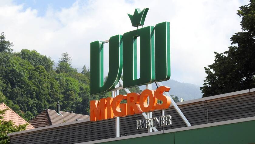 Das Logo eines Migros Aare VOI Cube Laden.