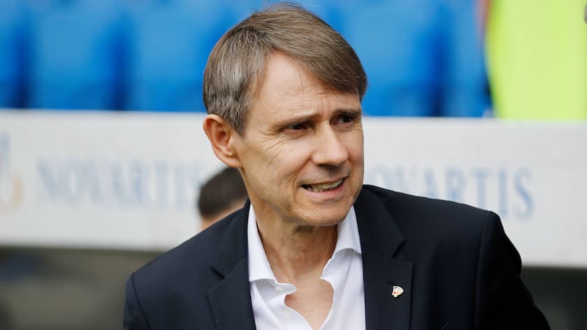 Foto Manuel Geisser 28.6.2020 Basel : St.Jakob Park Basel Saison 2019/2020 Fussball Super League FC Basel - FC Sion Präsident Bernhard Burgener FC Basel *** Photo Manuel Geisser 28 6 2020 Basel St Jakob Park Basel Season 2019 2020 Football Super League FC Basel FC Sion President Bernhard Burgener FC Basel PUBLICATIONxNOTxINxSUI