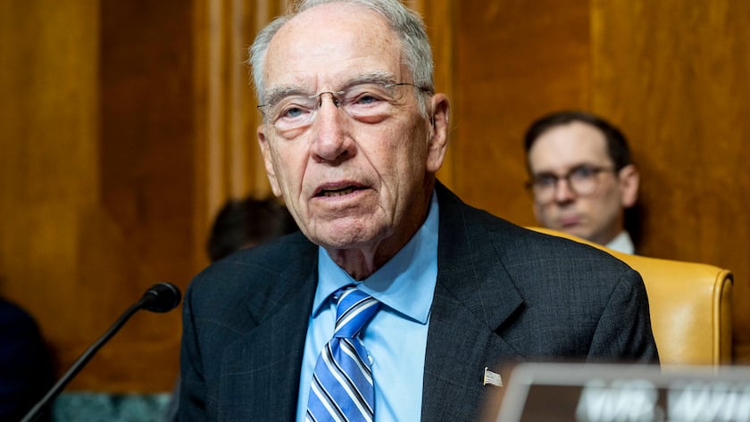 July 12, 2023, Washington, District of Columbia, USA: U.S. Senator CHUCK GRASSLEY R-IA speaking at a Senate Budget Committee hearing about Social Security at the U.S. Capitol. Washington USA - ZUMAb161 20230712_zap_b161_023 Copyright: xMichaelxBrochsteinx