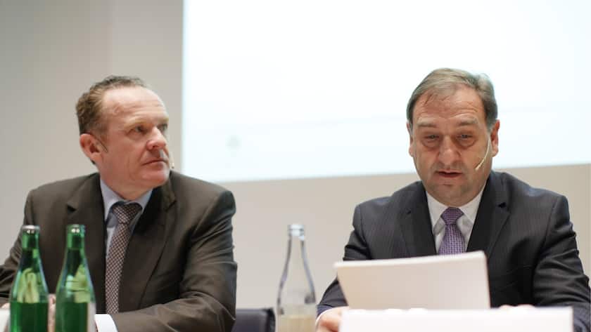 An der Seite: Thomas Müller als Finanzchef neben Sarasin-CEO Joe Strähle