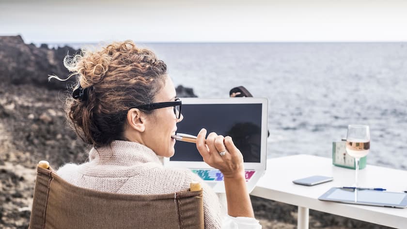 Bei der Auswahl ihres Arbeitgebers achten immer mehr Bewerbende auf die freie Wahl des Arbeitsortes.