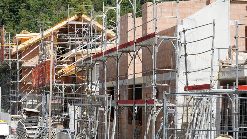 Häuserbau in der Schweiz: Wohnimmobilien sind weiterhin begehrt.
