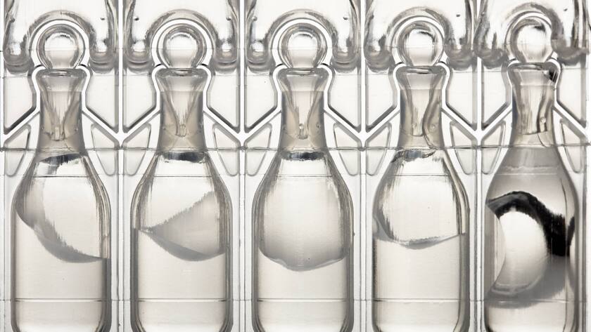 Xiidra: Novartis kaufte das Mittel für trockene Augen 2019 von der Takeda Pharmaceuticals.