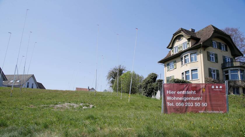 Foto Manuel Geisser 21.11.2020 : Bauland Wohneigentum Baugespann *** Photo Manuel Geisser 21 11 2020 Building land Residential property Building team PUBLICATIONxNOTxINxSUI