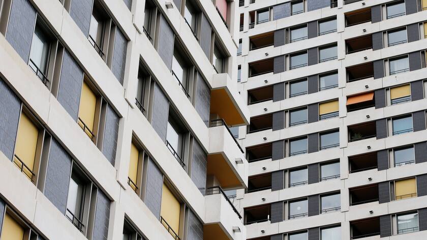 Foto Manuel Geisser 24.08.2021 Zürich : Wohnungsmarkt Hochhaus Neubau *** Photo Manuel Geisser 24 08 2021 Zurich housing market high-rise new building