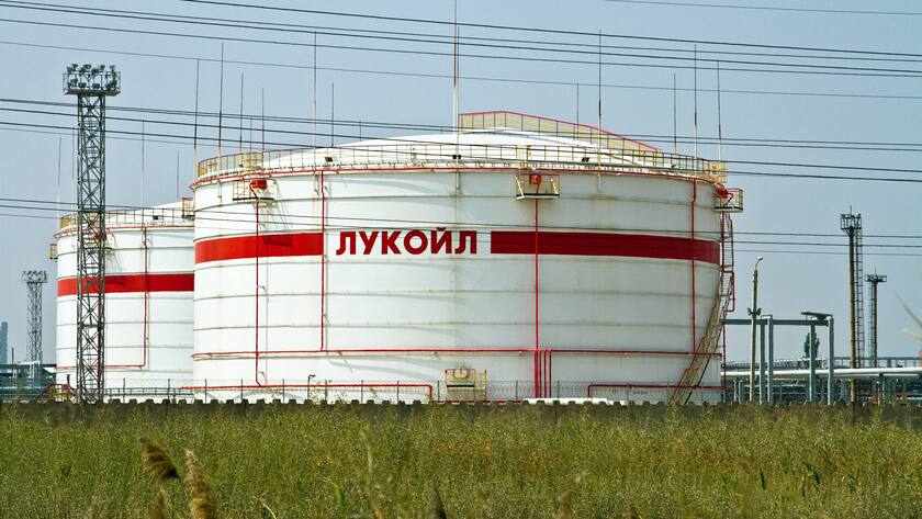 VOLGOGRAD - AUGUST 12: view of the production departments of Volgograd refinery.August 12, 2013 in Volgograd, Russia. LicenseRF view of the production departments of Volgograd r LIC:RF