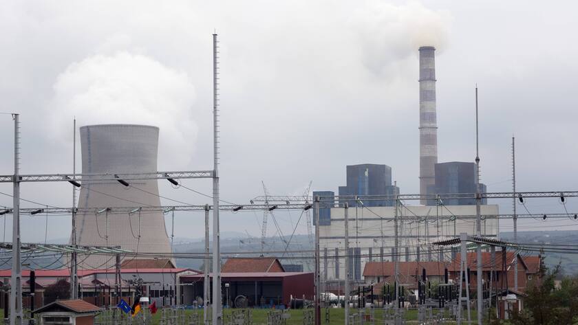 Kohle-Kraftwerk Kosovo B . in Obiliq , Kosovo . 04.05.2011 . . Coal-fired power plant Kosovo B . in Obiliq , Kosovo . 04.05.2011 . available . Obiliq Kosovo PUBLICATIONxINxGERxSUIxAUTxONLY Copyright: xThomasxTrutschelxCoal Power plant Kosovo B in Obiliq Kosovo 04 05 2011 Coal FIRED Power plant Kosovo B in Obiliq Kosovo 04 05 2011 available Obiliq Kosovo PUBLICATIONxINxGERxSUIxAUTxONLY Copyright xThomasxTrutschelx