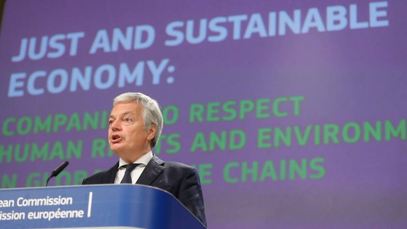 epa09778743 European Commissioner for Justice Didier Reynders gives a press conference on the Just and sustainable economy package with the European Commissioner for Internal Market (not pictured) at the European Commission in Brussels, Belgium, 23 February 2022. EPA/STEPHANIE LECOCQ