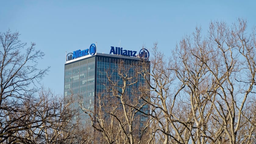Allianz hat die Spitzenposition bei den Versicherern verteidigt.
