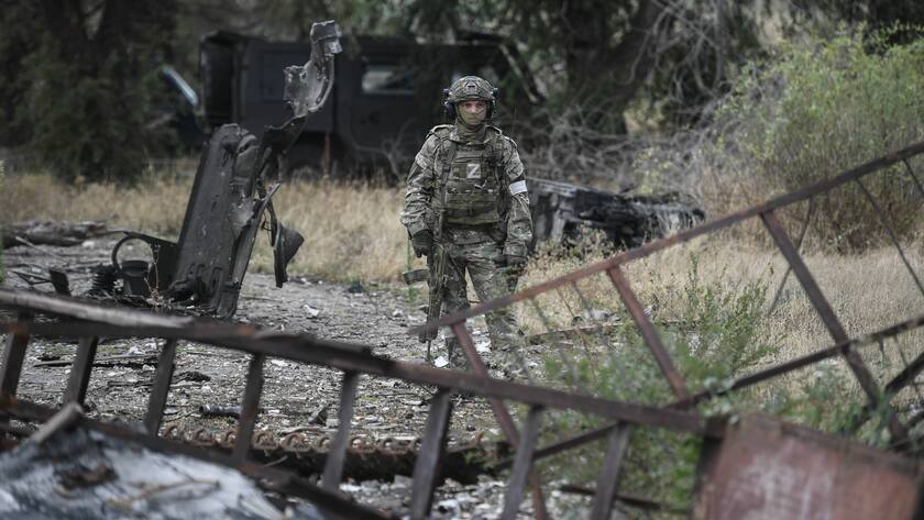 Russischer Soldat in der Region Cherson: Viele Bewohner wurden aus den besetzten Gebieten vertrieben oder sind geflüchtet.