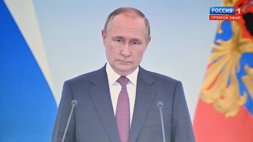 September 30, 2022, Clermont Ferrand, Auvergne Rhone Alpes, France: Vladimir Putin delivers a speech to Russian people following the results of the referendum dealing with the annexation in four regions of Ukraine partly controlled by Moscow: Donetsk and Lugansk in the east, Kherson and Zaporizhia in the south. This speech aims to formalize the entry of new territories into the Russian Federation Clermont Ferrand France - ZUMAf173 20220930_zip_f173_005 Copyright: xAdrienxFillonx