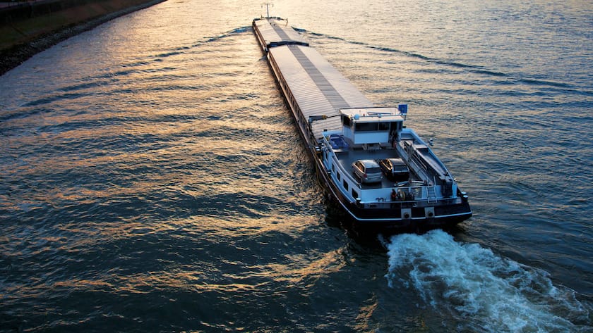 rhein,frachtschiff,frachter,frachtschiffe,schiff,schiffe *** rhine river,container ship,rhine,rhine rivers,container ships ktn-g86