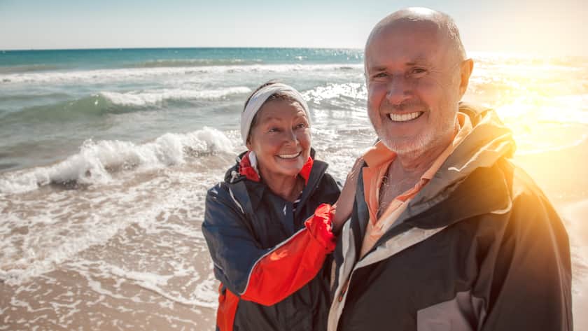 Manch eine Rentnerin oder ein Rentner verlegt den Alterswohnsitz ins Ausland.