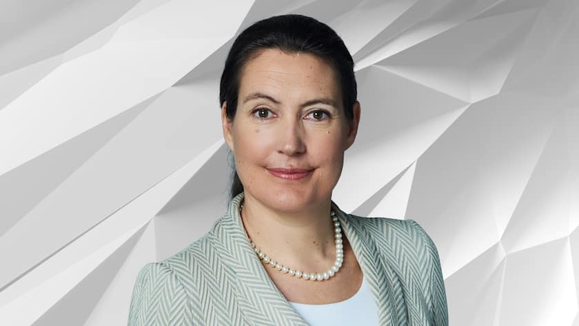 Geraldine Matchett ist französische, britische und Schweizer Bürgerin.