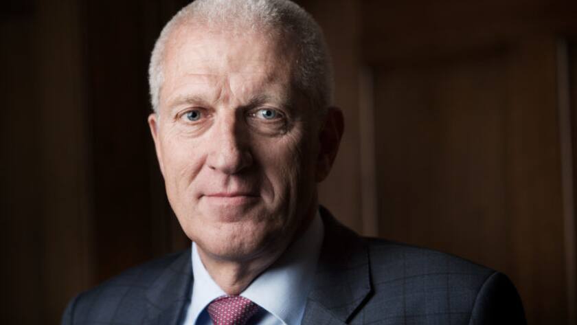 Abtretender Raiffeisen-CEO Pierin Vincenz in der Bibliothek des Fides Treuhandbüros am Hirschengraben in Zürich.