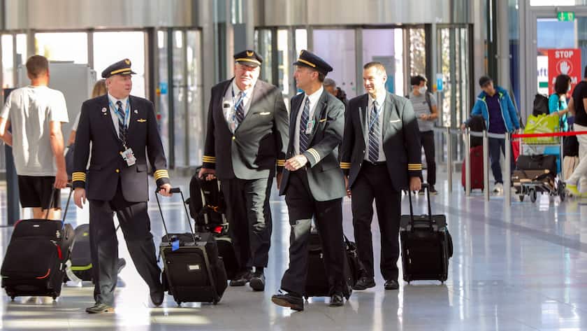 Piloten Streik der Lufthansa: 800 Flüge werden gestrichen am Flughafen in München.