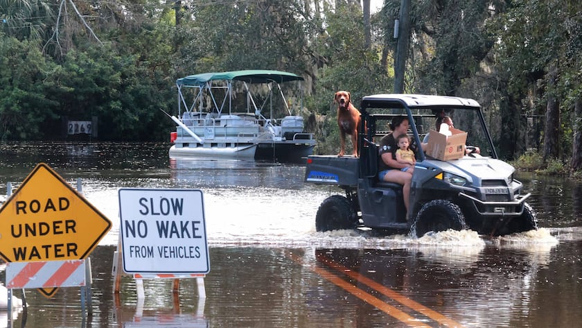 Überschwemmungen richten riesige Schäden an.