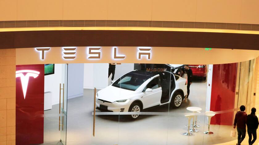 Tesla PUBLICATIONxNOTxINxCHN 565627702388064265