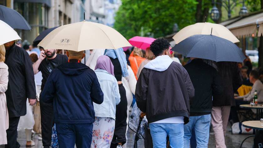 Einkaufsstrasse in Deutschland: Nicht nur im Euroraum trübt die Stimmung ein, auch für die deutsche Wirtschaft ist ein Rückgang erkennbar.