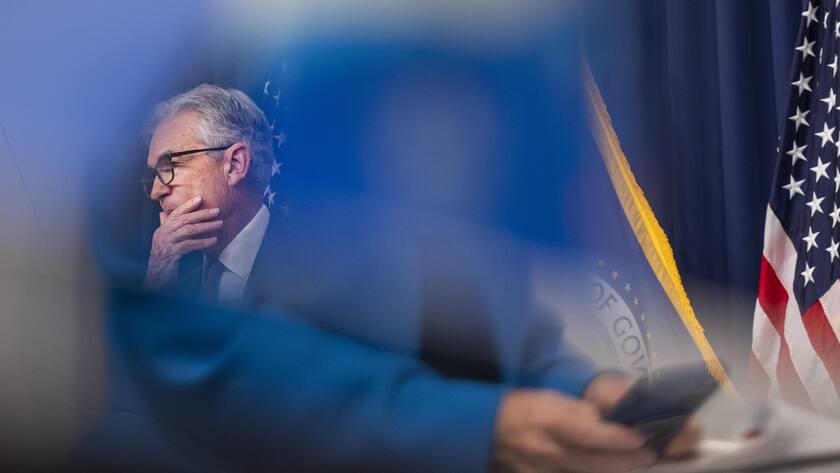 epaselect epa10094379 Federal Reserve Board Chairman Jerome Powell is seen in a reflection as he holds a news conference after the Fed decided to once again raise interest rates by three-quarters of a percentage point at the William McChesney Martin Jr. Building in Washington, DC, USA, 27 July 2022. The Fed hopes to temper inflation rates, which have reached their highest levels in 40 years. EPA/JIM LO SCALZO