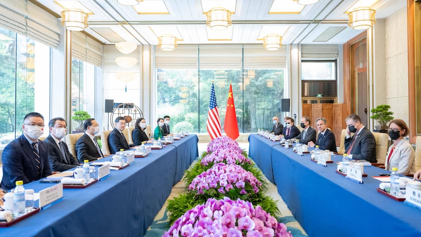 Antony Blinken versucht in China konfliktbehaftete Themen anzusprechen.