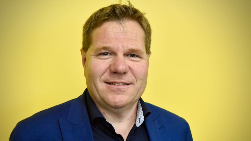 Greift durch: Markus Geissbühler, Abteilungsleiter Aufsicht KMU, Versicherung, Rückversicherung, Vermittler bei der Finanzmarktaufsicht Finma.