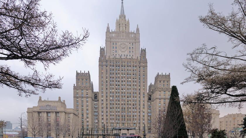 Außenministerium Russland, Gebäude im Winter, The Ministry of Foreign Affairs of Russia, , Moskau, Zentralrussland, Russland, Europa *** Ministry of Foreign Affairs of Russia, Building in winter, The Ministry of Foreign Affairs of Russia, , Moscow, Central Russia, Russia, Europe Copyright: imageBROKER/bildbaendiger ibxidk08174245.jpg Bitte beachten Sie die gesetzlichen Bestimmungen des deutschen Urheberrechtes hinsichtlich der Namensnennung des Fotografen im direkten Umfeld der Veröffentlichung!