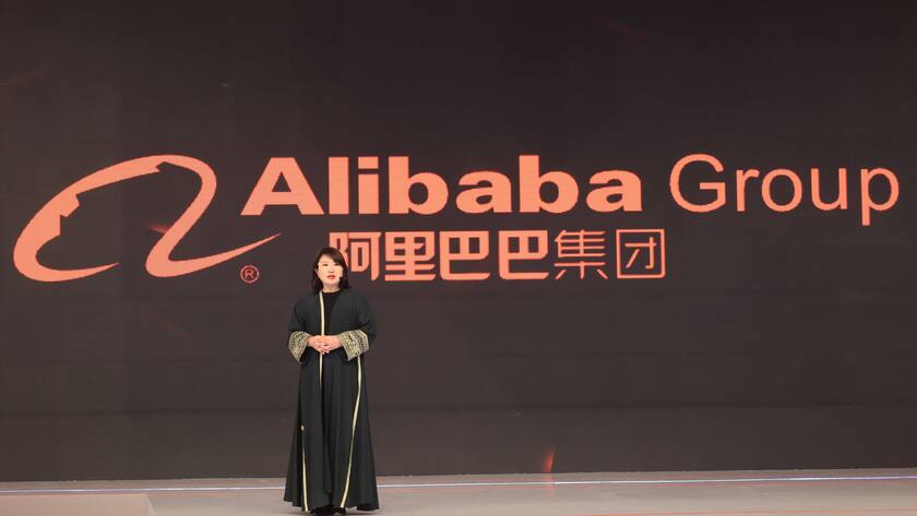 Alibaba Vizepräsidentin Selina Yuan in Saudi-Arabien: Der chinesische Onlinehändler zeigt sich erstaunlich resilient.
