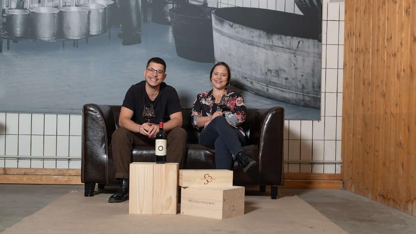 Leiten seit Januar 2024 die Geschicke von Fischer Weine Sursee in der fünften Generation: Oli und Anna Fischer.