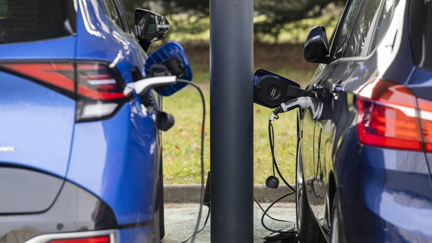 Ladestation für Elektroautos(KEYSTONE/Martial Trezzini)