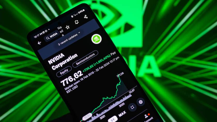 Nvidia erwirtschaftete mit dem Verkauf von Computerchips Milliarden an Dollar. Das Unternehmen hat seinen Umsatz im Jahr 2023 mit 22,1 Milliarden Dollar verdreifacht.