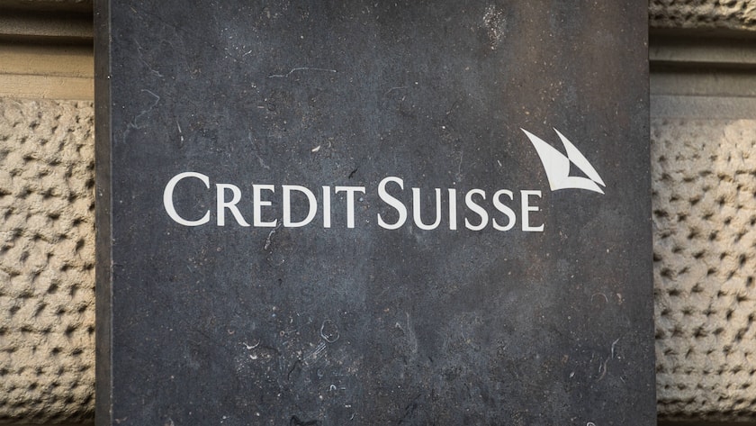 Logo der Schweizer Bank Credit Suisse beim Zürcher Paradeplatz. Zürich, Schweiz, 29.10.2022