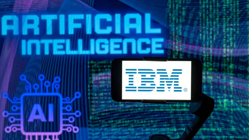 IBM schliesst sich mit rund 40 Unternehmen zu einer «AI Allianz» zusammen.