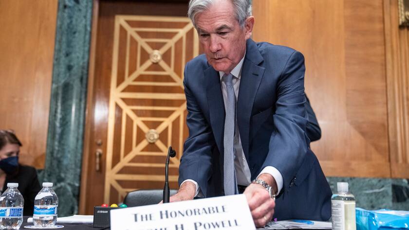 UNITED STATES - MARCH 3: Federal Reserve Chairman Jerome Powell arrives to testify before the Senate Banking Committee hearing titled The Semiannual Monetary Policy Report to the Congress in Dirksen Building in Washington, D.C., on Thursday, March 3, 2022. PUBLICATIONxNOTxINxUSA Copyright: xPoolxviaxCNPx/MediaPunchx
