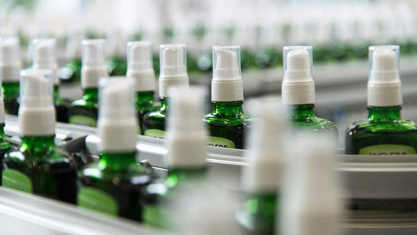 Ende 2022 folgte ein weiterer großer Schritt auf dem Weg zur Klimaneutralität von Weleda: Alle Produkte der Weleda Gruppe sind zertifiziert klimaneutral.