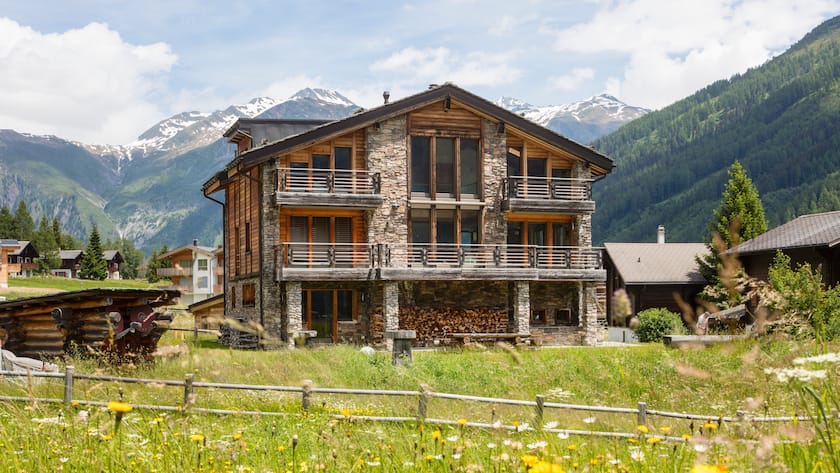 Obergesteln, Wallis: Das luxuriöse Anwesen bietet 260 Quadratmeter verteilt über vier Etagen. Preis: 2 750 000 Franken.