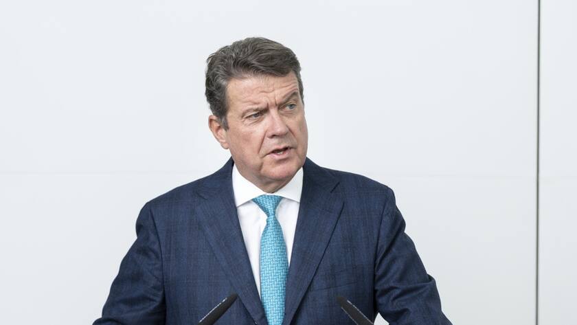 Colm Kelleher, Verwaltungsratspraesident der UBS Group AG, fotografiert am 5. Juli 2022 am Hauptsitz der UBS in Zuerich. (KEYSTONE/Gaetan Bally)Colm Kelleher, Chairman of UBS Group AG, photographed at the headquarters of Swiss bank UBS in Zuerich, Switzerland on July 5, 2022. (KEYSTONE/Gaetan Bally)