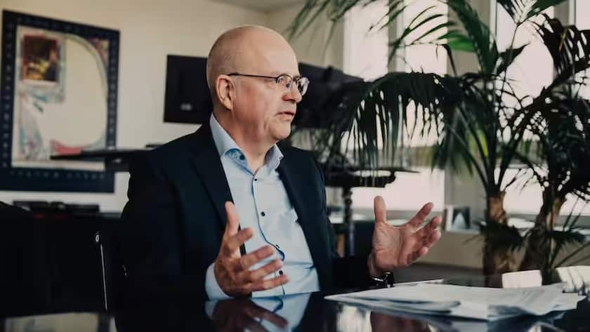 «Man darf von Unternehmen erwarten, dass sie sich auf Krisenszenarien vorbereiten» Eric Scheidegger, Leiter der Direktion für Wirtschaftspolitik