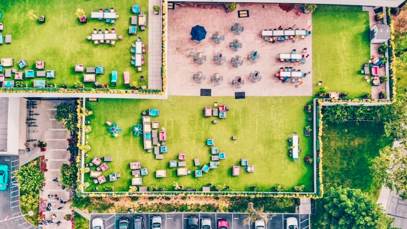 Eine globale Startup-Hebamme kommt nach Basel The Sky is the Limit: Luftansicht des Hauptsitzes von Plug and Play in Sunnyvale, Silicon Valley.