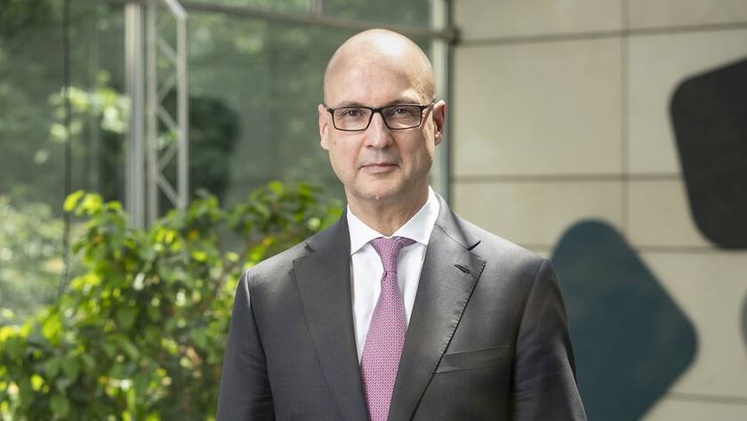 Stefan Walter, Direktor Finanzmarktaufsicht Finma, portraitiert am Donnerstag, 6. Juni 2024 in Bern. (KEYSTONE/Gaetan Bally)