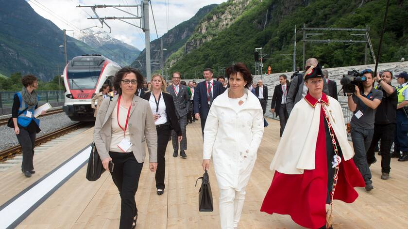 Gotthard Tunnel Basistunnel Eröffnung mit Doris Leuthard Stil