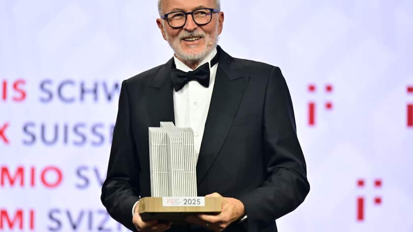 Ausgezeichnet: Ypsomed- und Disentronic-Gründer Willy Michel mit dem Prix Suisse im Kursaal Bern.